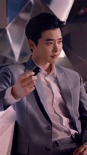 handsome boy Lee jong suk 😍🥰#爆款 (Viral hit)#流行 (Popular)#短视频 (Short video)#今日热门