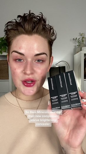 Trying out the @bareMinerals complexion rescue concealer for the first time #bareminerals #baremineralsconcealer #undereyeconcealer