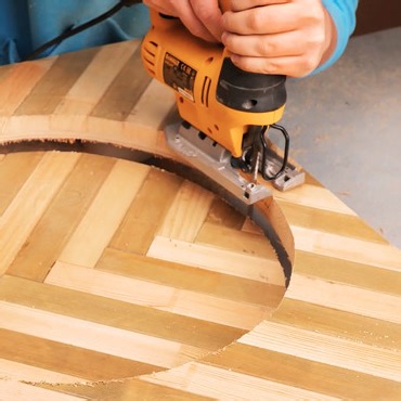 1.4M views · 2.4K reactions | Amazing and Simple DIY Craft From Pallets | 5-Minute Recycle | Facebook