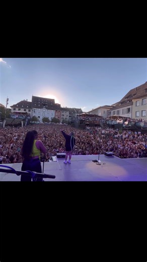 Zoe Wees Live Band Performance at Festival