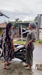 Ketika tetangga jajan di warung lain #fyp #fbpro #vodfyp #jangkauanluas | Ria Rias