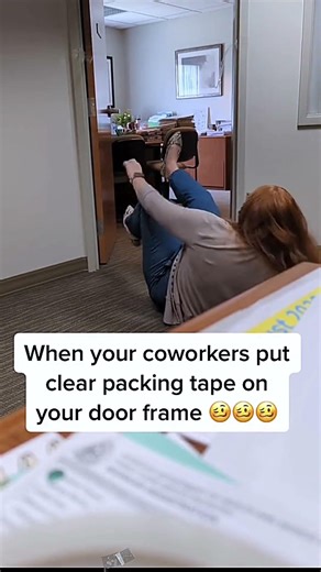 Transparent tape pranks😂🤣🤣#prank#funny#usaus#funnyvideos#fyp