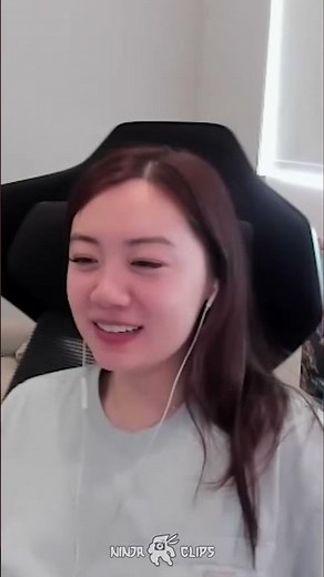 FANFAN REACTS TO RANDOM CLIP QUEUE! 🎥🤣