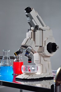 Working LEGO Microscope!