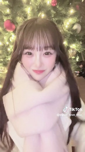 今日はクリスマス！サンタ・テルミーのダンス