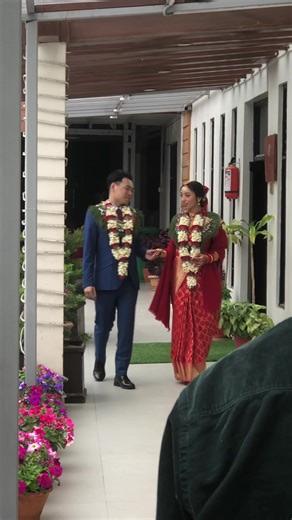 Behind the scene of our wedding. I was so nervous😮‍💨😨 #sanochadasunekothiye #femaleversionsanochadasunekothiye #nepaliweddings #nepalicouple