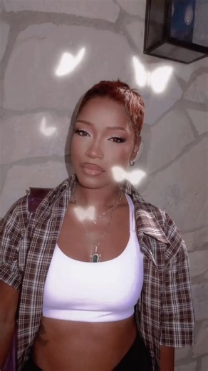 Keke™ on Instagram: "It’s 2008 and you just updated your html, falling stars allat."