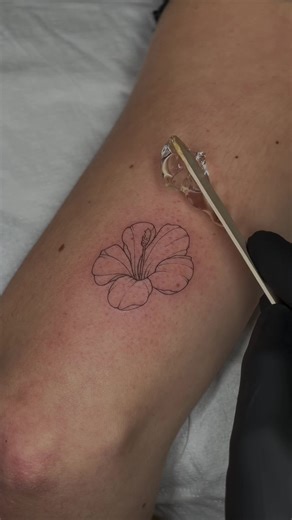 Minimalist Hibiscus Flower Tattoo Ideas