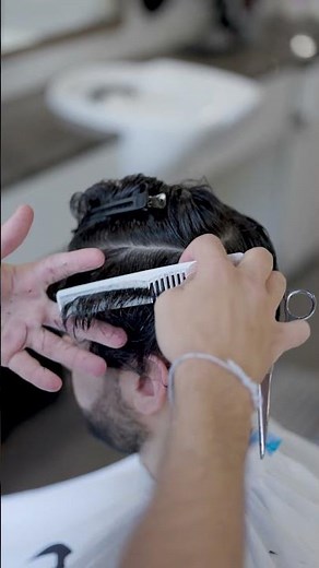 HOW to cut layers of medium length mens hair