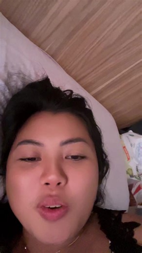 Ga bisa hidup tanpa Internet 🛜 si Abang Bule, 🙈🙈 #kuotainternet #telkomsel #fyp #