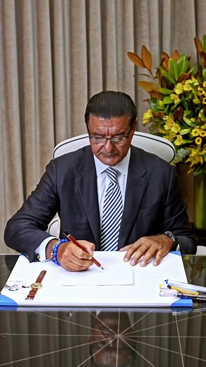 The World Is Yours Dual Time Zone by Jacob & Co - A Design Rooted in Passion