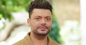 Kev Adams en panique : il a cru être le père du bébé d'une fan !