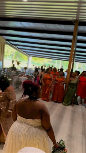 101K views · 1.1K reactions | You’n need no beat, you betta hype yo bestie up! #Bouquettoss #bridesmaids #bride #weddingday #wedding #fypシ#repost | Tristan Stuart Visuals | Facebook