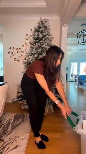 My dining room Christmas tree is giving all the traditional, cozy holiday vibes this year ❤️✨ I went with a timeless red, gold, and white theme: classic, elegant, and full of that nostalgic Christmas magic. It feels so warm and inviting — the perfect backdrop for holiday dinners and festive gatherings around the table. 🍷🎄 Comment DINING and I’ll send you the links to shop my tree and decor! 💫 #christmas #christmastree #holidays #christmasdecor #tistheseason #amazon | Mystyledliving