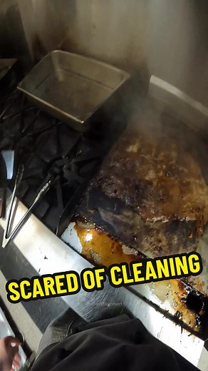 Don't be scared of chemicals 🧪❌ #gopro #pov #satisfying #fy #fyp #chefthomson #cheflife #worklife #resturant