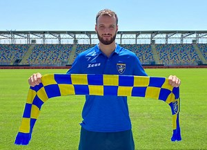 Torino vs. Juventus derby for Frosinone defender Gatti - Football Italia