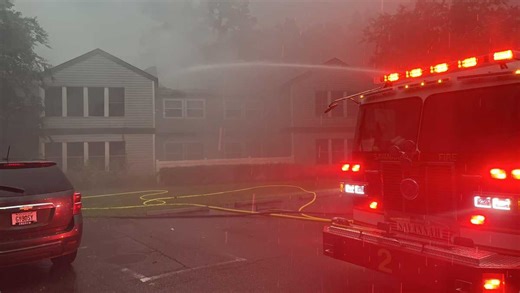 Crews respond to structure fire at Savannah apartment complex