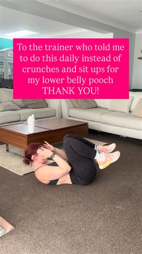 Vicki Howard on Instagram: "Here’s how to do a modified dead bug, one of my favourite gentle core exercises for mums healing Diastasis Recti ✨ How to do it: 1️⃣ Lie on your back, knees bent, feet flat, and engage your deep core (think: draw your belly in and up). 2️⃣ Lift your legs and draw knees towards you, keeping ribs down and lower back gently pressed to the floor. 3️⃣ Slowly lower them back down while keeping your core engaged, no bulging or doming. 💡 Focus on control, not speed. If your 