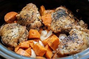Slow Cooker Autumn Chicken Dinner