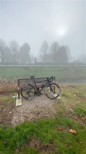 Ice ice baby ❄️🧊🥶 #roadbike #perteeee #ciclismo #cycling #insta360 @specializedcycles @Garmin Connects @Garmin Official @insta360 official