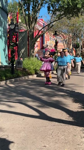 Minnie, Donald, Daisy and Goofy walked over to ride Dumbo yesterday at Storybook Circus in the Magic Kingdom. The four rode once before heading into Pete’s Silly Sideshow for their meets (I hadn’t realized the characters continued doing this past the summer - it is nice to see!) #magickingdom #minniemouse #donaldduck #goofy #disneycharacters #wdw #waltdisneyworld #disneyworld #storybookcircus | Mousesteps