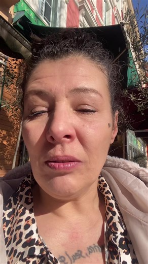 Vidéos de encore_elle2 (@encore_elle2) avec son original - encore_elle2