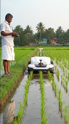 Smart Weeding Robot in Indian Paddy Field | Next-Gen Farming