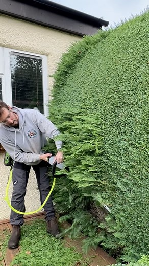 Alexander hayden on Instagram: "What an incredible combo! 🙌 Unboxing the EGO Power+ HTX7500 Pro X 75cm 56V Cordless Hedge Trimmer—it’s a game changer! Paired with the EGO Kombi Unit and its hedge trimmer attachment, this setup makes hedge trimming a breeze. #EGOPowerPlus #ad #PowerReimagined #HedgeTrimming #CordlessPower #Landscaping #GardenTools #HomeImprovement #EffortlessGardening #satisfying #satisfyingvideos"