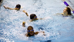 How to keep your children safe while swimming this summer
