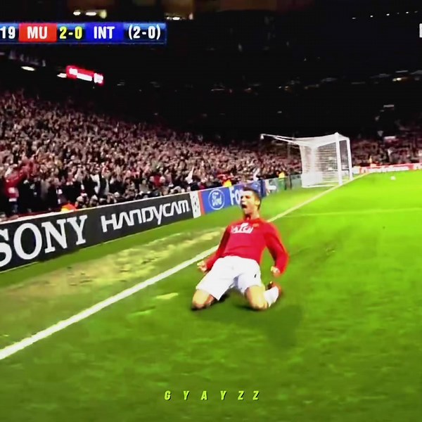Best Knee Slide Ever - Cristiano Ronaldo Celebration