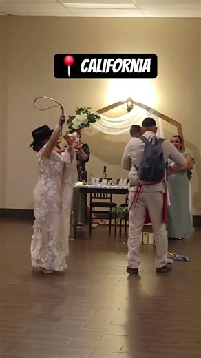 Baile del mandilón en California, Estados Unidos, fiestas mexicanas en Europa, #bodas #wedding.