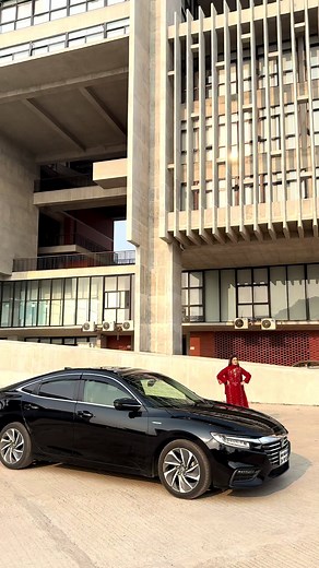 Explore the Honda Insight: Features and Specs