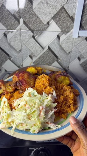 How to Make Party Jollof Rice with Turkey and Salad