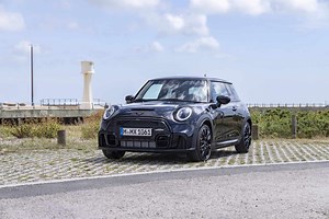 We Drove The 1 of 999 MINI John Cooper Works 1TO6 Edition