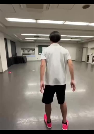 AT学科 🏃‍♂️SAQトレーニング実習では、動くことの“楽しさ”を全身で体感できます。 ⚡️スピード・アジリティ・クイックネス――3つの動きが、運動の魅力を引き出します。 😊「できた！」という瞬間の喜び。仲間と動く楽しさ。 🌟運動が苦手だった人も、自然と笑顔に。 🎓この実習は、体を動かすことの素晴らしさを再発見する場です。 お知らせです！12月1月のオープンキャンパスでは先取り進学フェスタを開催します！ いつもの体験授業とは違った内容での開催予定です！ また、参加者は各学科のプレゼントあり。 過去問題等もお渡ししています。 ＃九州医療スポーツ専門学校 ＃AT学科 ＃SAQトレーニング実習 ＃オープンキャンパス