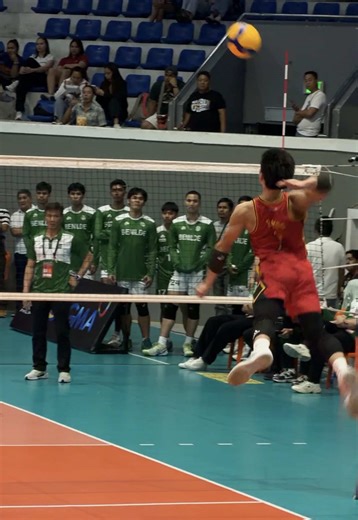 Amazing Volleyball Skills from Ramos