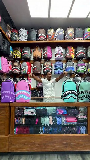 SPRAYGROUND®️…Not your average backpack 🎒💥 #sprayground #spraygroundbackpack #authenticity #trinitiktok #trinidadandtobago🇹🇹 #fyptrinidad #caribbeantiktokeurs🇭🇹🇬🇾🇹🇹🇸🇷🇯🇲 @sprayground