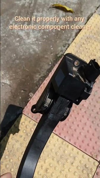 Error code in car P0122 P0222 P1121 P0120 Throttle position sensor problem and resolution all cars
