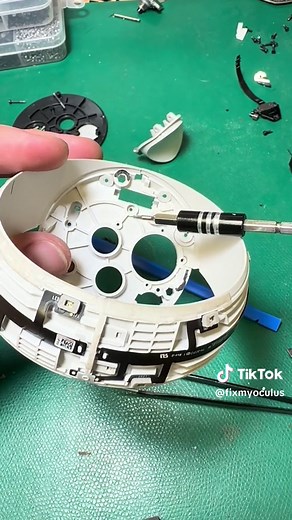 Sometimes an attempt to repair your headset can make the problem worse. Here’s what to look out for. #vr #vrchat #vrgame #gaming #quest2 #oculus #vrheadset #quest3 #gorillatagvr