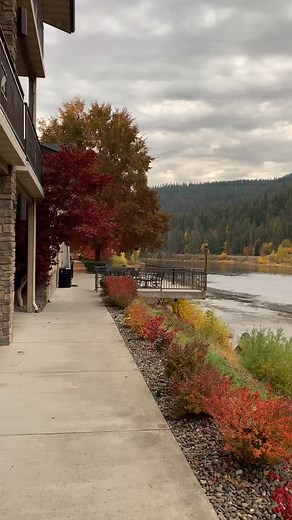55 reactions · 13 shares | Fall has definitely arrived at the Best Western Lodge at River’s Edge! Experience a walk along our Riverside walking path and Confluence Patio, it’s a one of a kind morning you won’t forget. | Best Western Lodge at River's Edge | Facebook