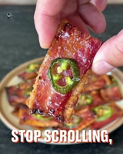 311K views · 1.6K reactions | Candied Bacon Crackers 肋六‍ | FOODbible | Facebook