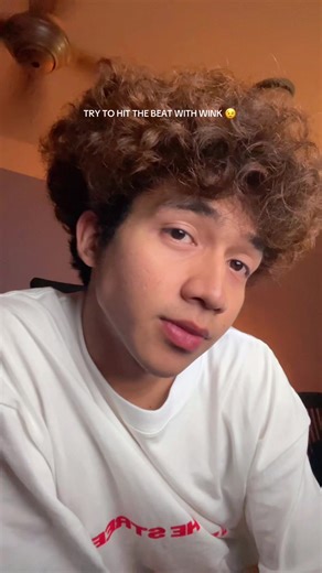 Teach me do the wink 😖🤢