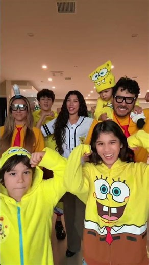 Who lives in a pineapple under the 🌊