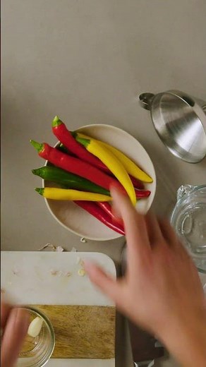 Chilis einlegen & länger haltbar machen 🌶️🫙 | REWE Deine Küche