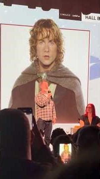 Billy Boyd sings Pippin’s song at ComicCon Prague 2026🤩 #lotr #lordoftherings #comiccon #fantasy