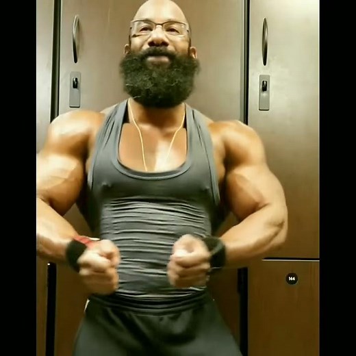 First vid in a while now @215lbs