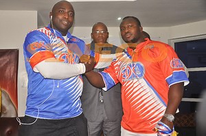 Vidéo – Training de Mod’Lo et Lac: 2 lutteurs, 2 styles différents, mais un penchant « monstrueux »sur le physique. Regardez