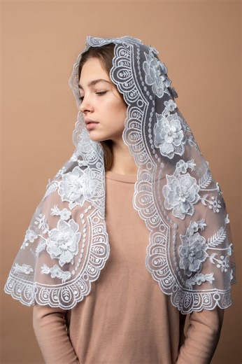 Amazing 3D Chapel Veil, Lace Chapel Veil With Flowers, Girl Chapel Veil, Ace Chapel Veil, Latin Mass Veil - Etsy