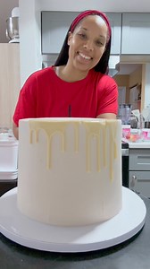 74K views · 2.9K reactions | The prettiest Drip Cake! #cakes #cakedecorating #cakestyle #dripcake | Brianna Collins | Facebook