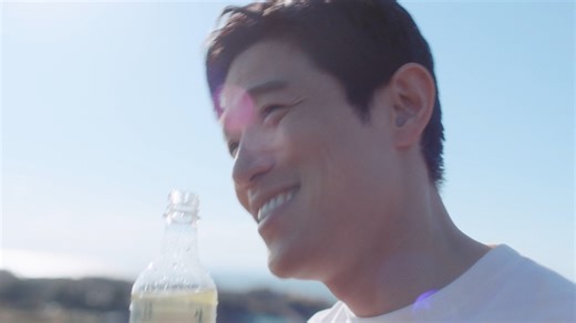 キリンビバレッジ on Instagram: "「生茶」新CM公開中！ ​ 2024年に引き続き鈴木亮平さんが出演！4月15日（火）より全国で順次放映予定です。 鈴木さんの魅力がたくさん詰まったきもちのいい表情にぜひご注目ください！ @ryoheisuzuki_cityhunter #生茶"